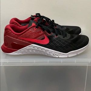 Nike Metcon 3 Men’s Running Shoes Blk/Red Sz 9.5